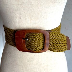 BCBG braided belt